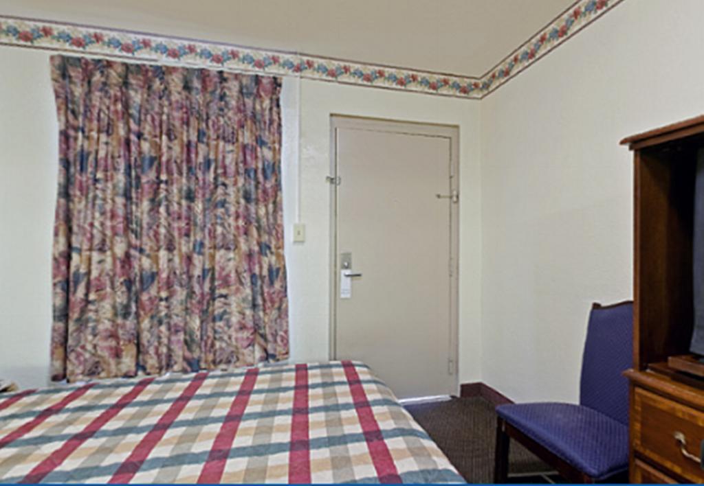 Value Inn Knoxville น็อกซ์วิลล์ ภายนอก รูปภาพ